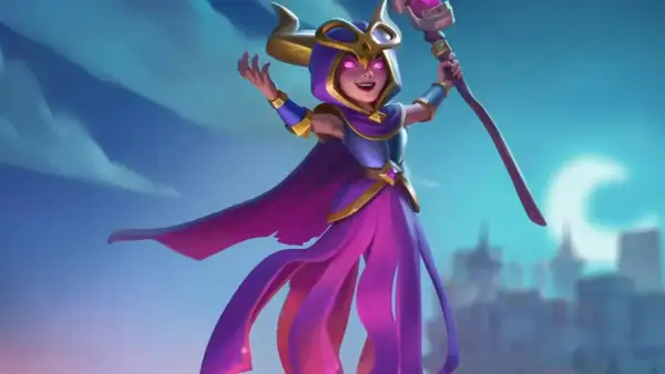 Uśmiechnięta czarodziejka z różdżką, jedna z wielu barwnych clash royale postacie, unosi ręce na tle nieba i miasta.